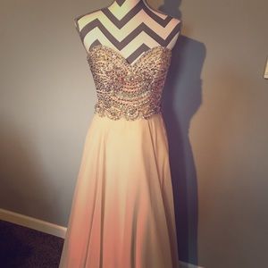 Beautiful dress worn once for prom